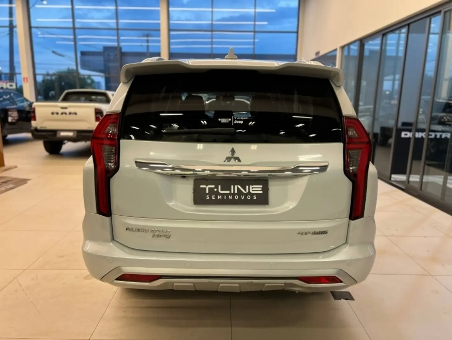 galeria PAJERO SPORT