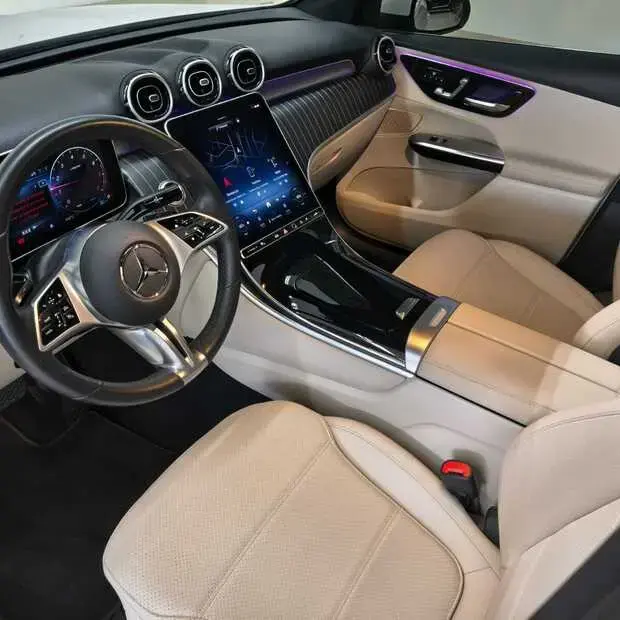 Mercedes Benz Classe GLC 300 4MATIC 2.0 TB Aut. (Híb)