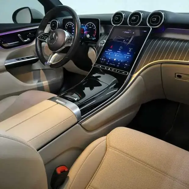 Mercedes Benz Classe GLC 300 4MATIC 2.0 TB Aut. (Híb)