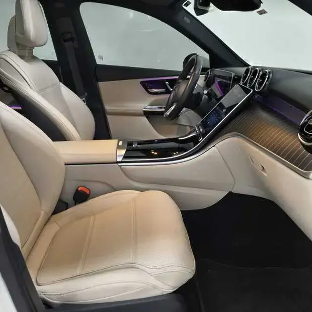 Mercedes Benz Classe GLC 300 4MATIC 2.0 TB Aut. (Híb)