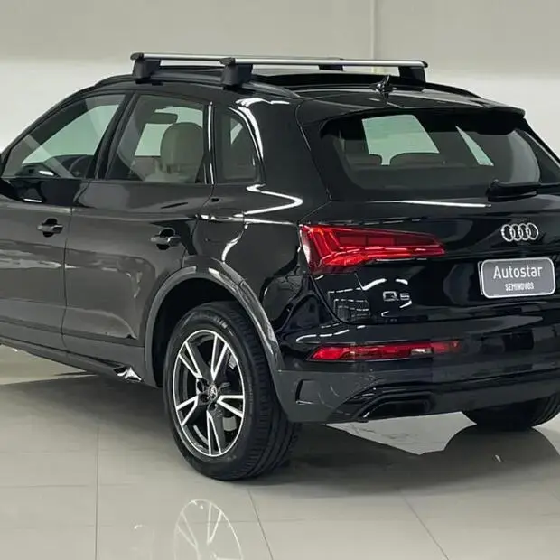 Audi Q5 Perf. Black 2.0 TFSIe S.Tr. Qt (Hib.)