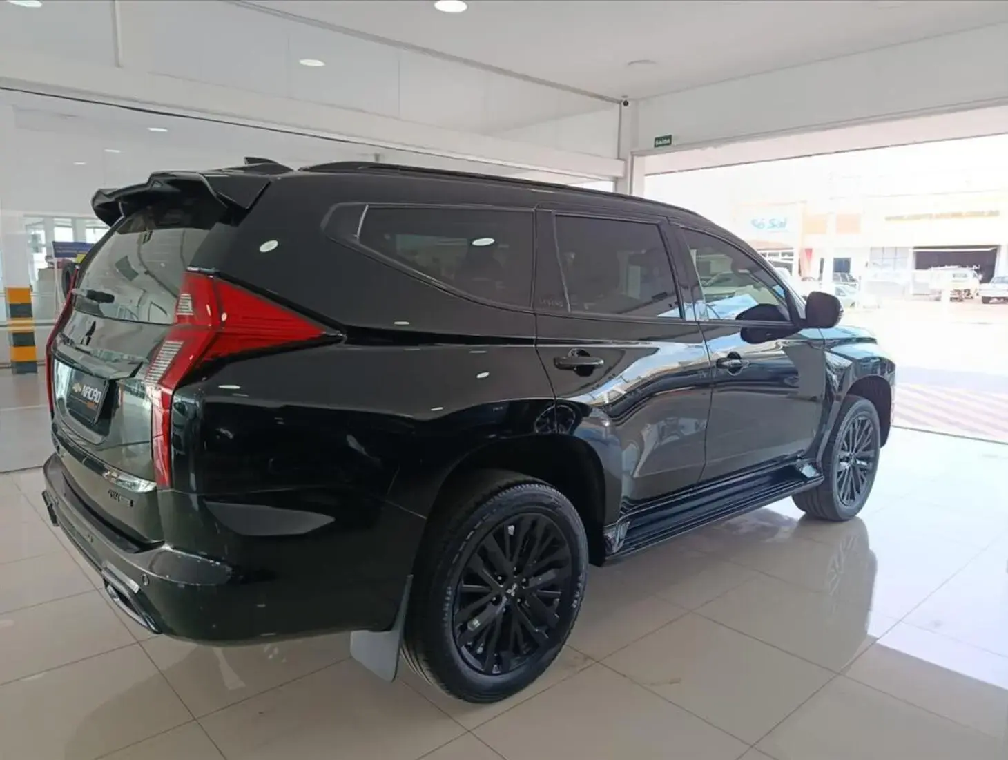 galeria PAJERO SPORT