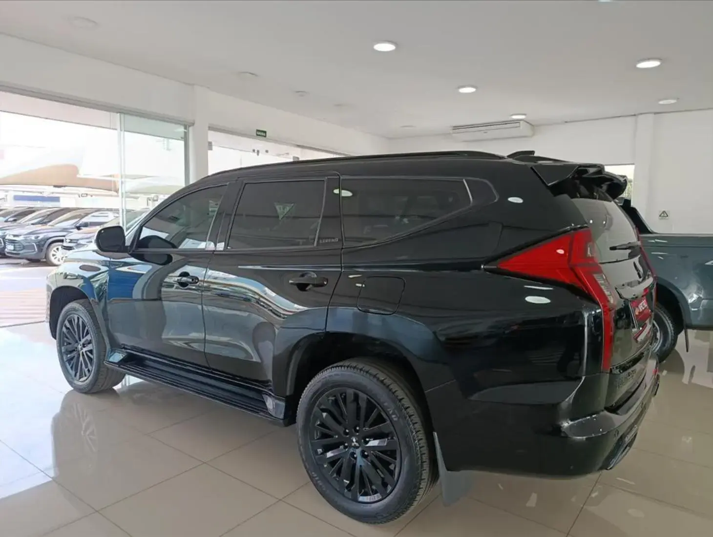 galeria PAJERO SPORT