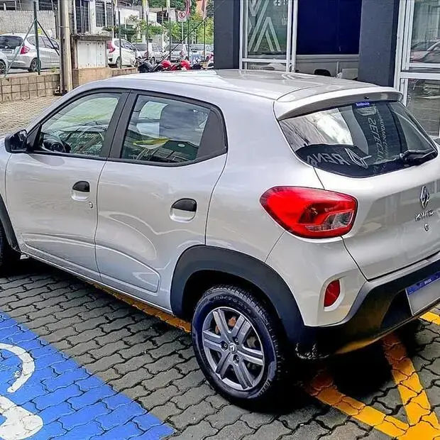 Renault KWID 1.0 12V SCE FLEX ZEN MANUAL