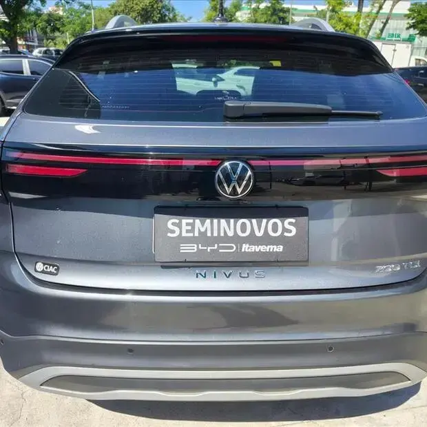 Volkswagen NIVUS 1.0 200 TSI TOTAL FLEX HIGHLINE AUTOMÁTICO