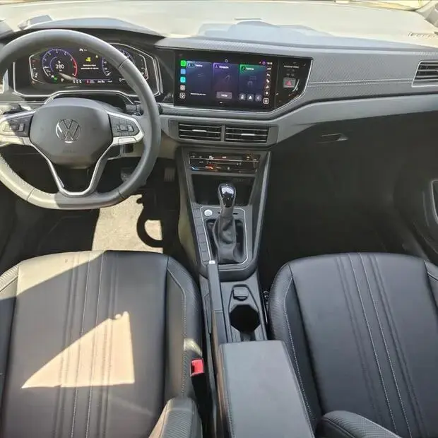 Volkswagen NIVUS 1.0 200 TSI TOTAL FLEX HIGHLINE AUTOMÁTICO