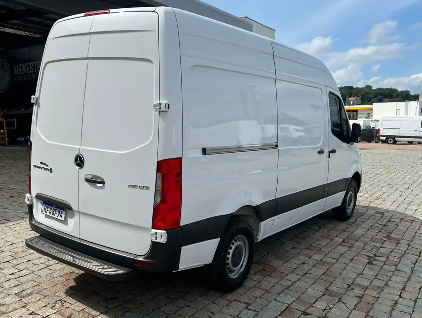 galeria SPRINTER 416 FURGÃO LONGA TETO ALTO