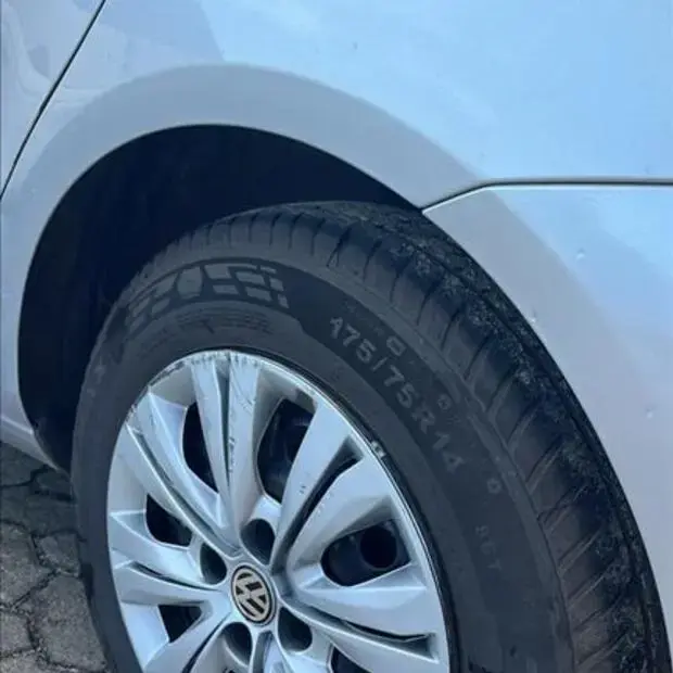 Volkswagen VOYAGE 1.0 MI 8V FLEX 4P MANUAL