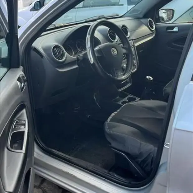 Volkswagen VOYAGE 1.0 MI 8V FLEX 4P MANUAL