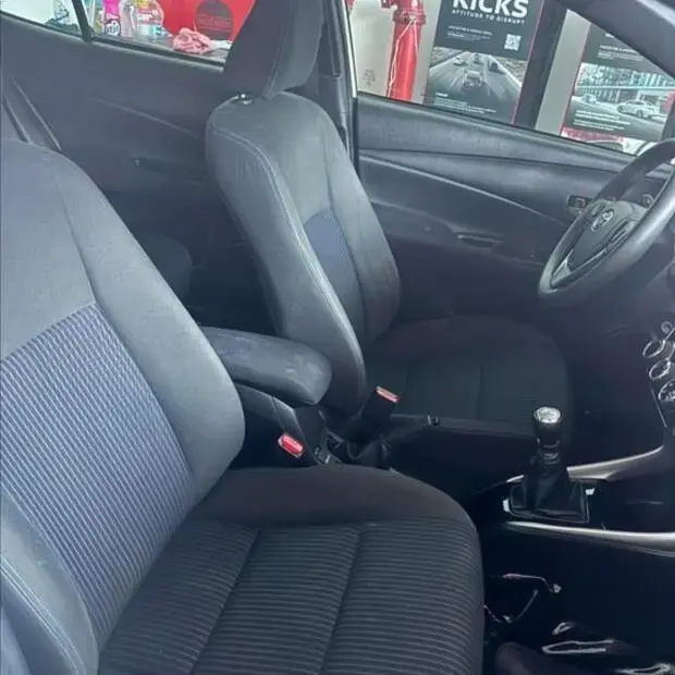 Toyota YARIS 1.3 16V FLEX XL MANUAL