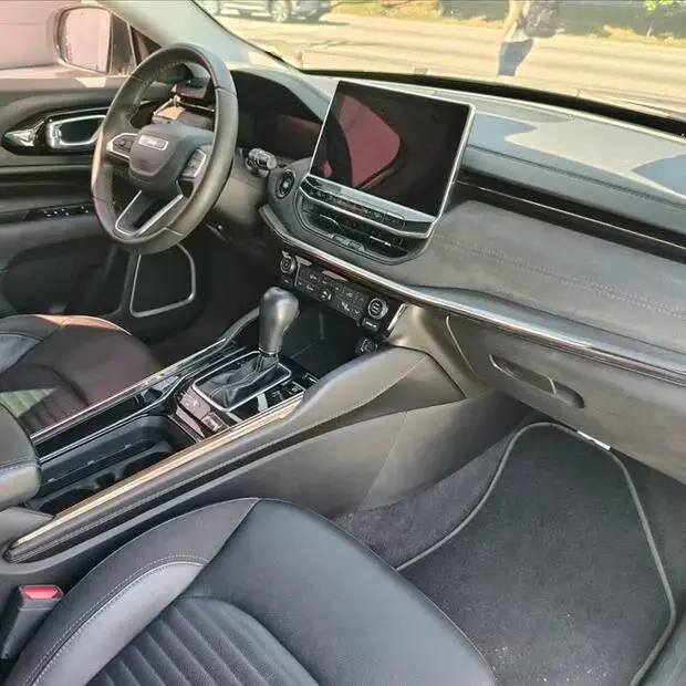 Jeep COMMANDER 1.3 T270 TURBO FLEX LIMITED AT6