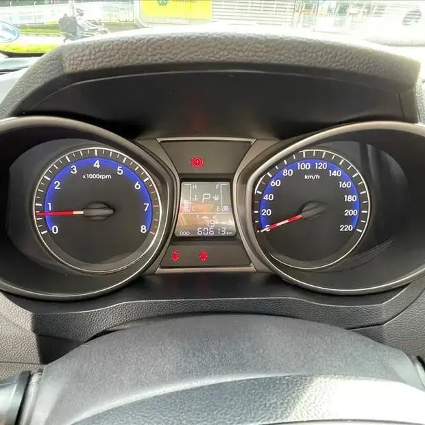 Hyundai HB20X 1.6 16V PREMIUM FLEX 4P AUTOMÁTICO