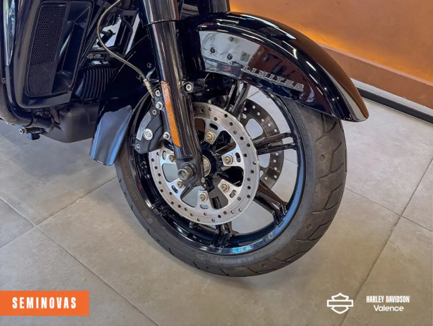 galeria ROAD GLIDE LIMITED