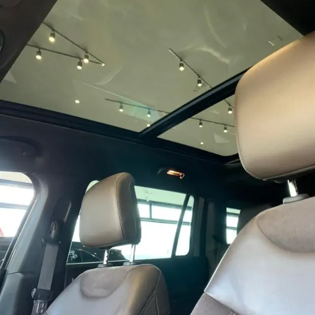 Jeep COMMANDER 2.0 TD380 TURBO DIESEL OVERLAND AT9