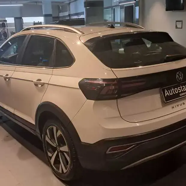 Volkswagen Nivus Highline 200 TSI