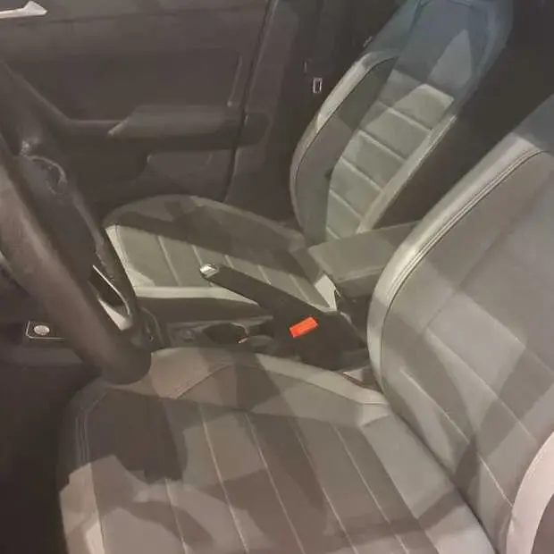 Volkswagen Nivus Highline 200 TSI