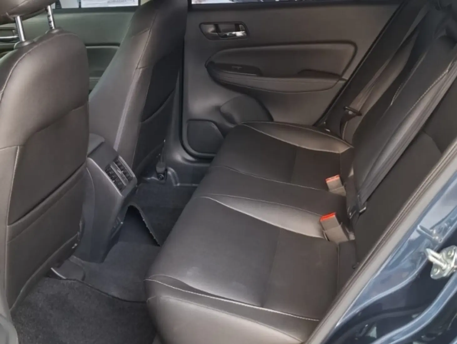 galeria NEW CITY SEDAN