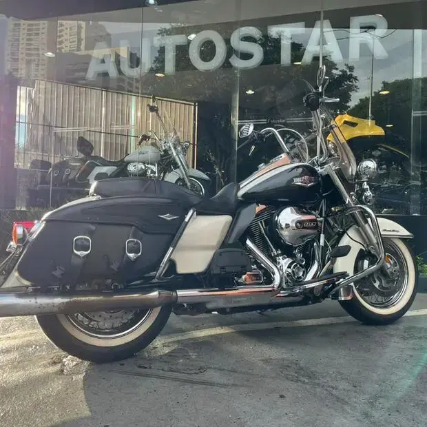 Harley Davidson Touring Road King Classic