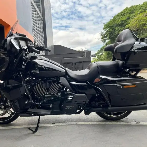 Harley Davidson Street Glide Ultra