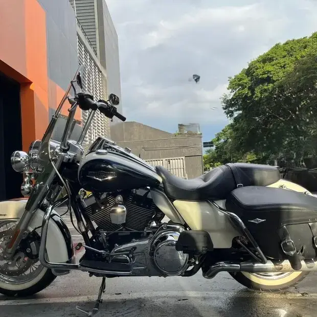 Harley Davidson Touring Road King Classic