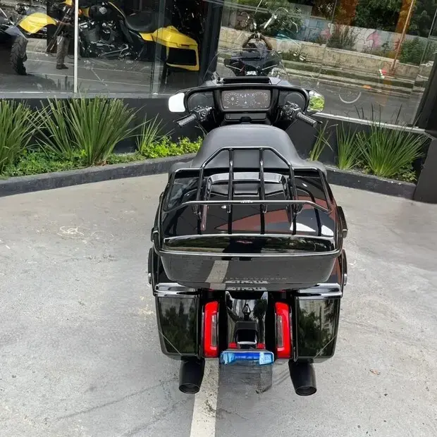 Harley Davidson Street Glide Ultra