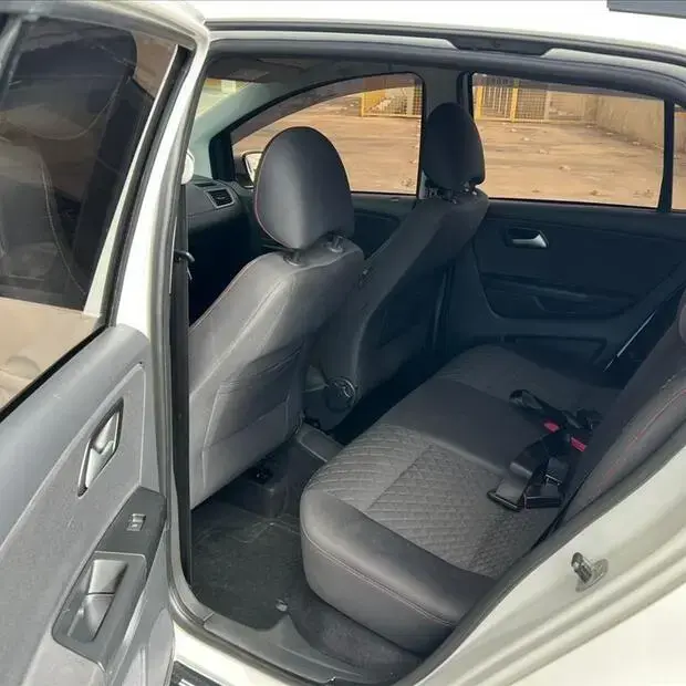 Volkswagen CROSSFOX 1.6 MSI FLEX 16V 4P MANUAL