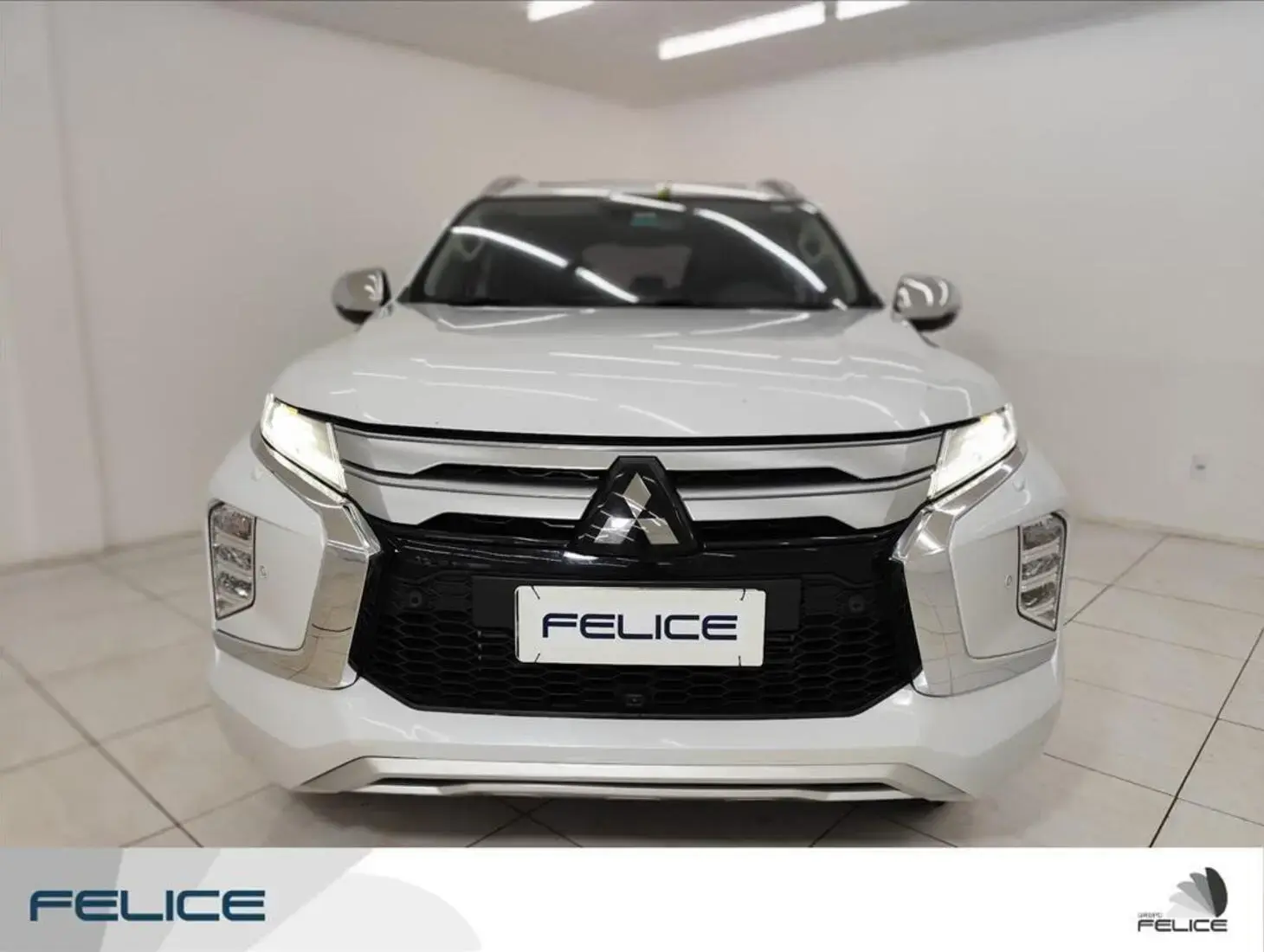 galeria PAJERO SPORT