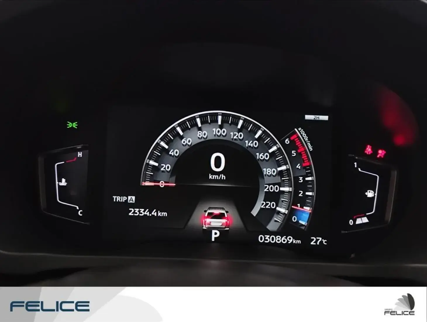 galeria PAJERO SPORT