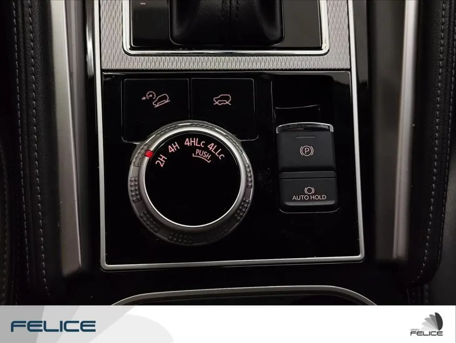 galeria PAJERO SPORT