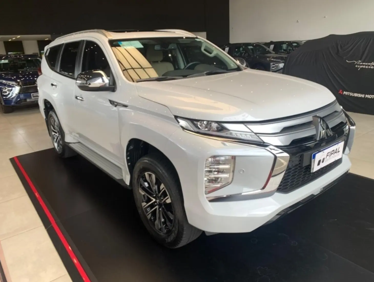 galeria PAJERO SPORT