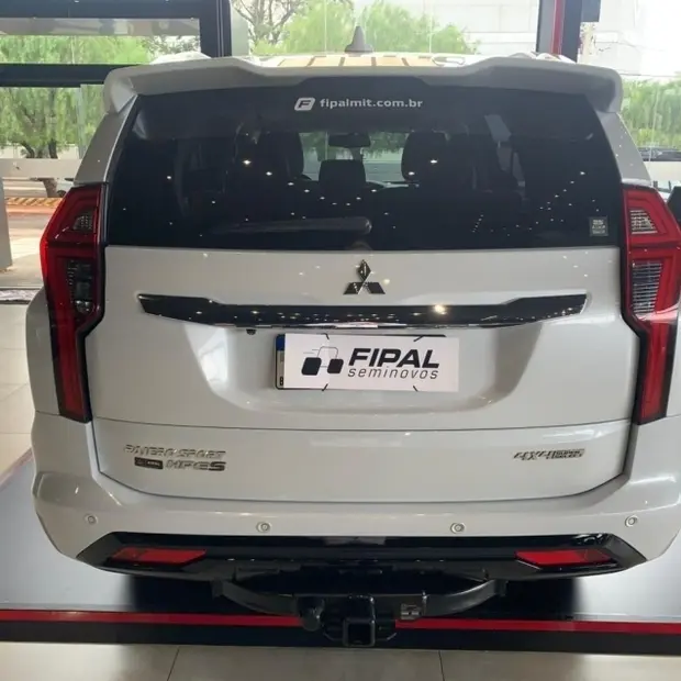 Mitsubishi PAJERO SPORT 2.4 16V MIVEC TURBO DIESEL HPE-S AWD AUTOMÁTICO