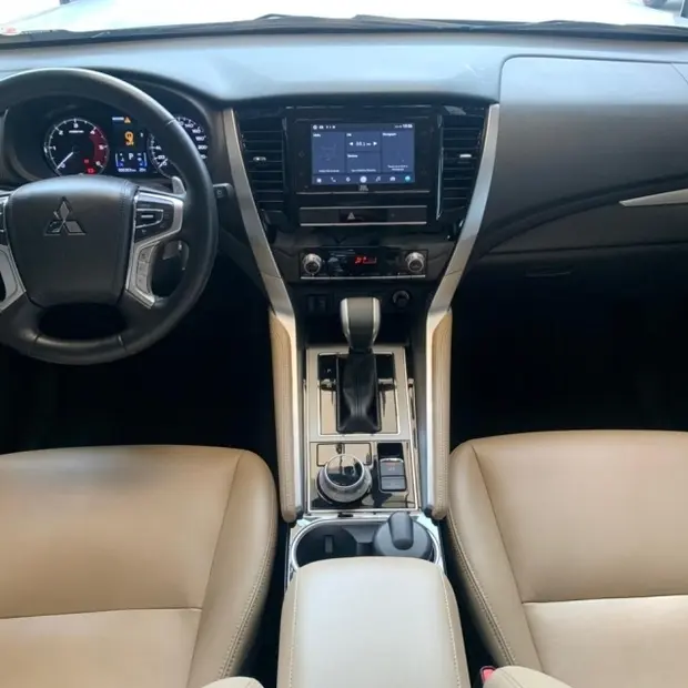 Mitsubishi PAJERO SPORT 2.4 16V MIVEC TURBO DIESEL HPE-S AWD AUTOMÁTICO
