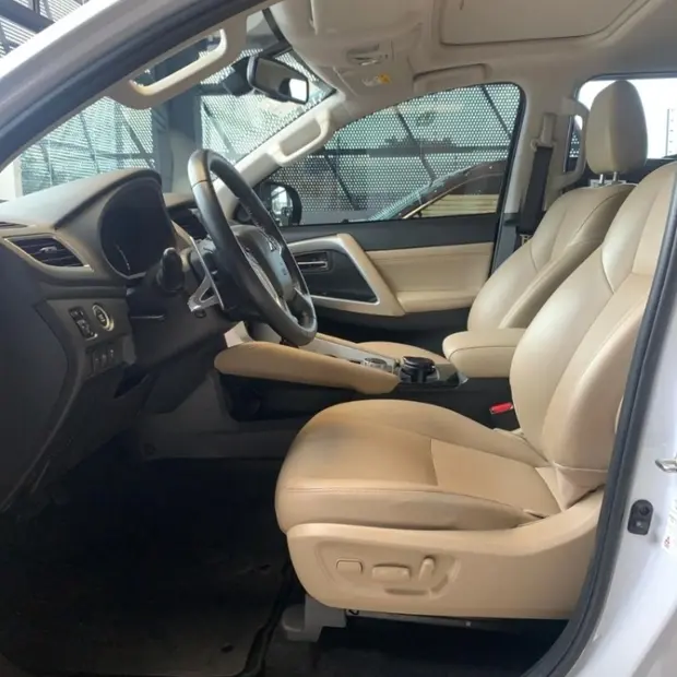 Mitsubishi PAJERO SPORT 2.4 16V MIVEC TURBO DIESEL HPE-S AWD AUTOMÁTICO