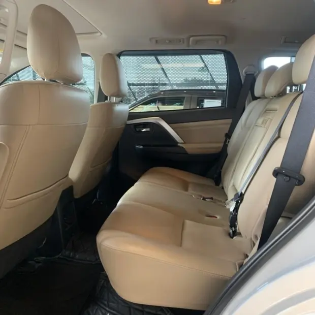 Mitsubishi PAJERO SPORT 2.4 16V MIVEC TURBO DIESEL HPE-S AWD AUTOMÁTICO