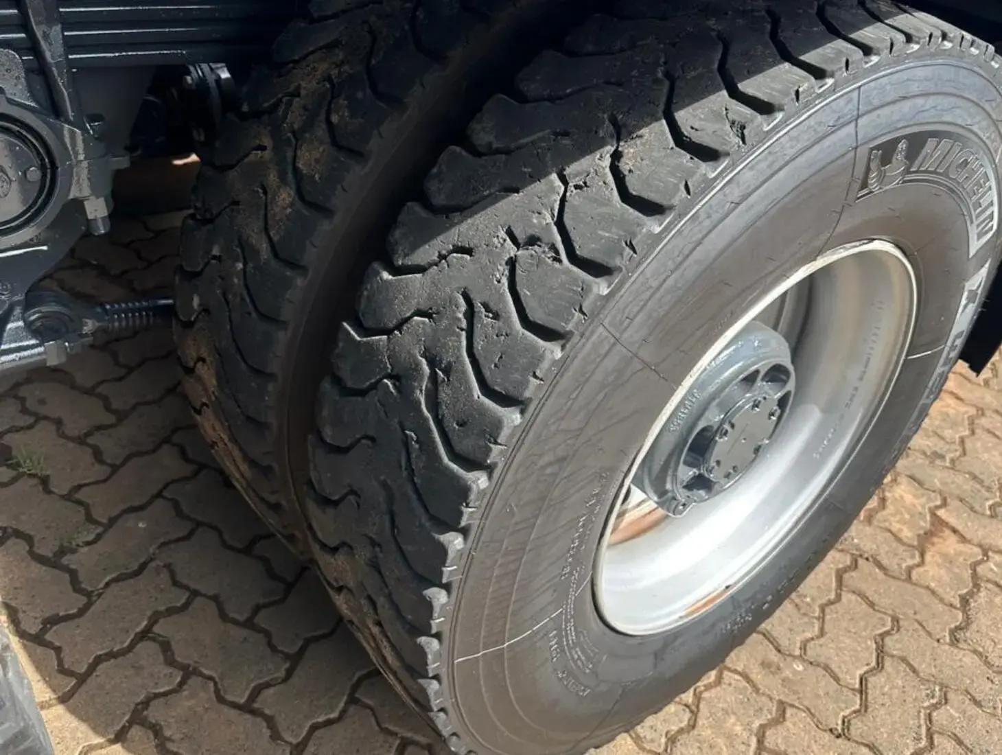 galeria DAF XF FTT 530 HR 6x4