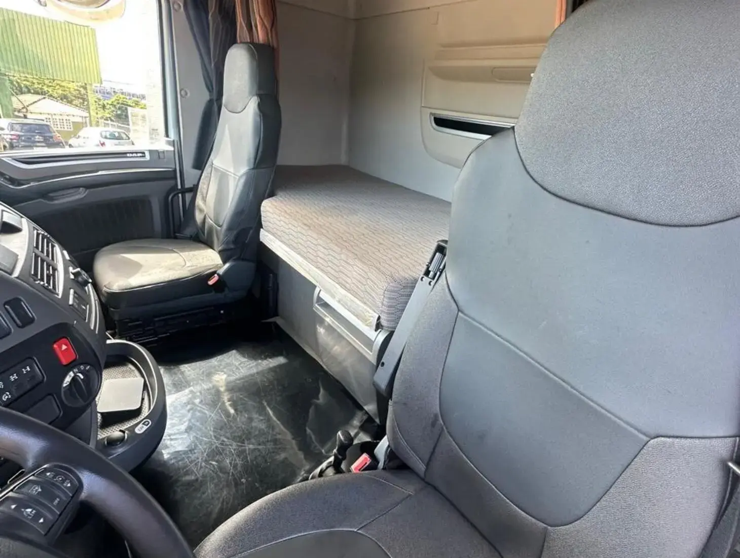 galeria DAF XF FTT 530 HR 6x4