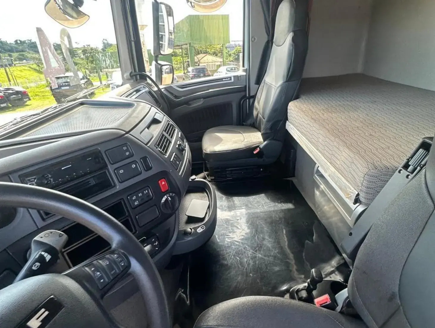 galeria DAF XF FTT 530 HR 6x4