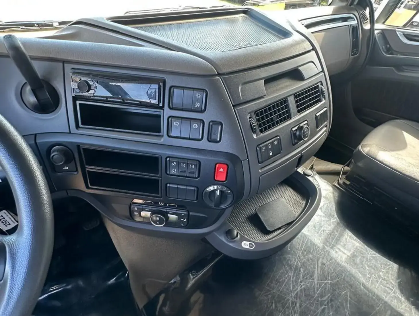 galeria DAF XF FTT 530 HR 6x4