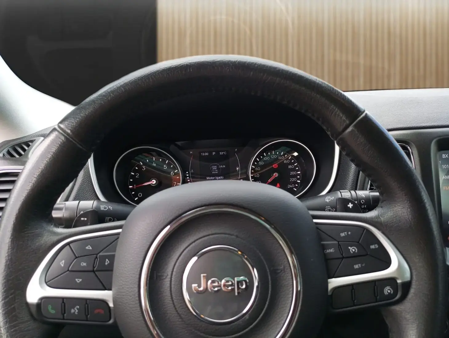 galeria COMPASS LONGITUDE 2.0 4x2 Flex 16V Aut.