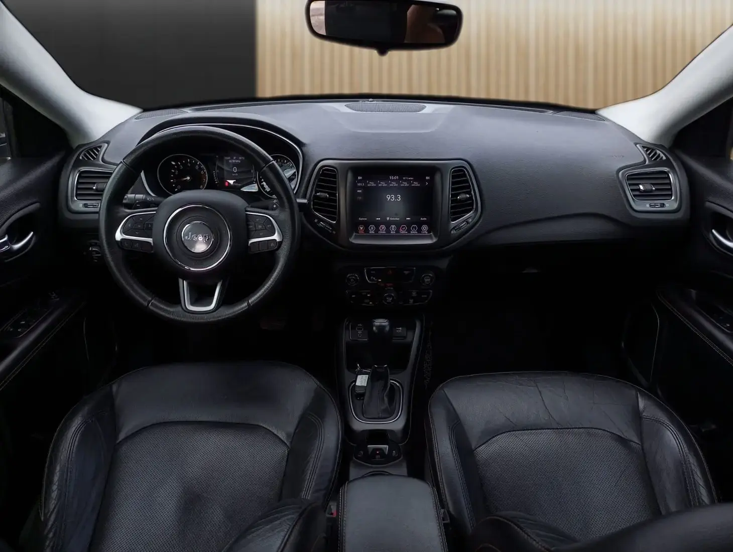 galeria COMPASS LONGITUDE 2.0 4x2 Flex 16V Aut.