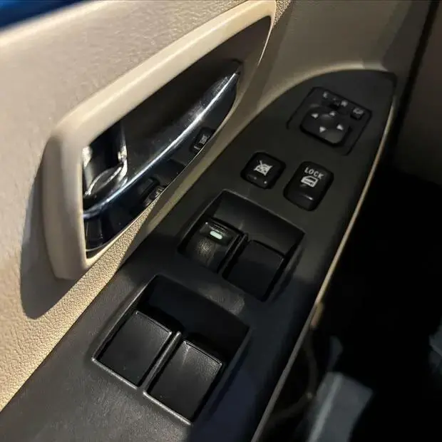 Mitsubishi OUTLANDER SPORT 2.0 MIVEC FLEX HPE AUTOMÁTICO