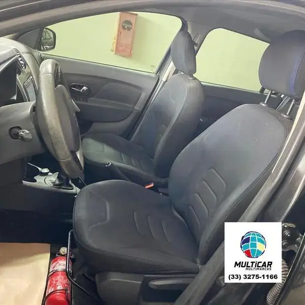 Renault SANDERO 1.6 DYNAMIQUE 8V FLEX 4P MANUAL