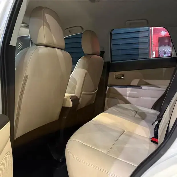 Mitsubishi OUTLANDER SPORT 2.0 MIVEC FLEX HPE AUTOMÁTICO