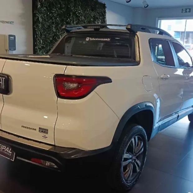 Fiat TORO 1.3 TURBO 270 FLEX FREEDOM AT6