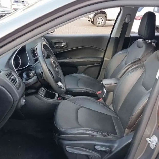 Jeep COMPASS 2.0 16V FLEX LONGITUDE AUTOMÁTICO