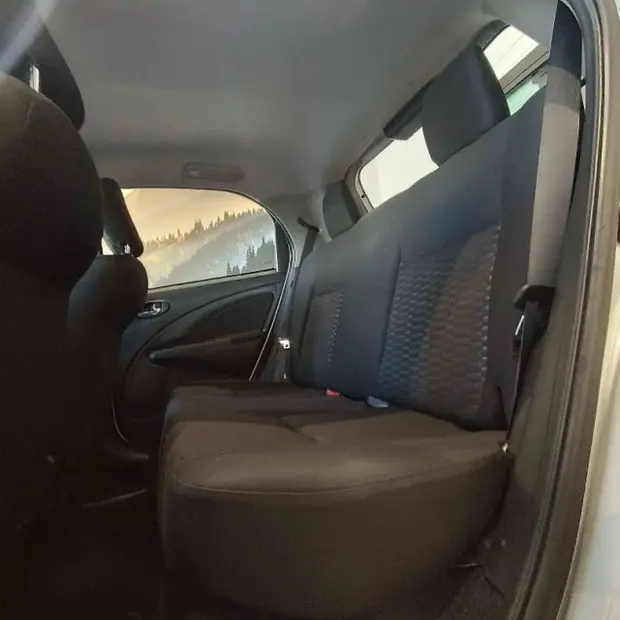 Toyota ETIOS 1.3 X 16V FLEX 4P MANUAL