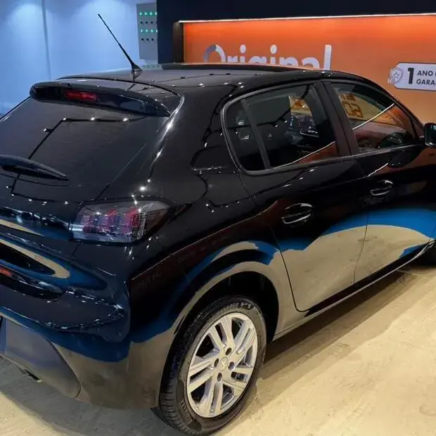 Peugeot 208 Active 1.6 Flex 16V 5p Aut.