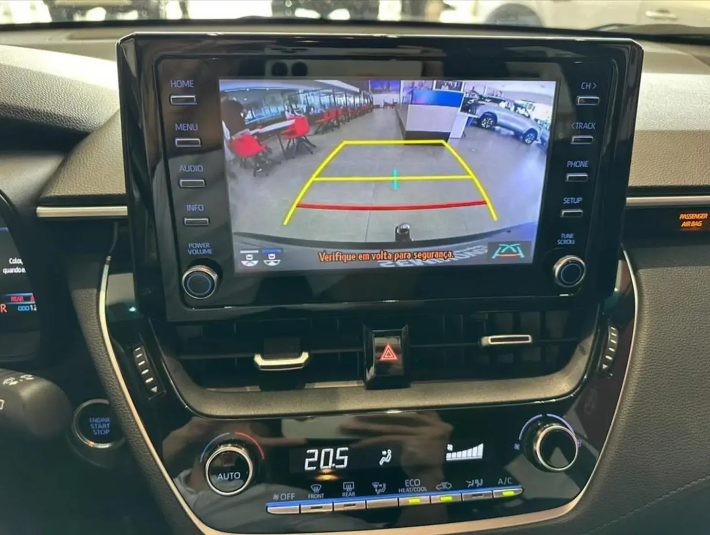 galeria COROLLA CROSS