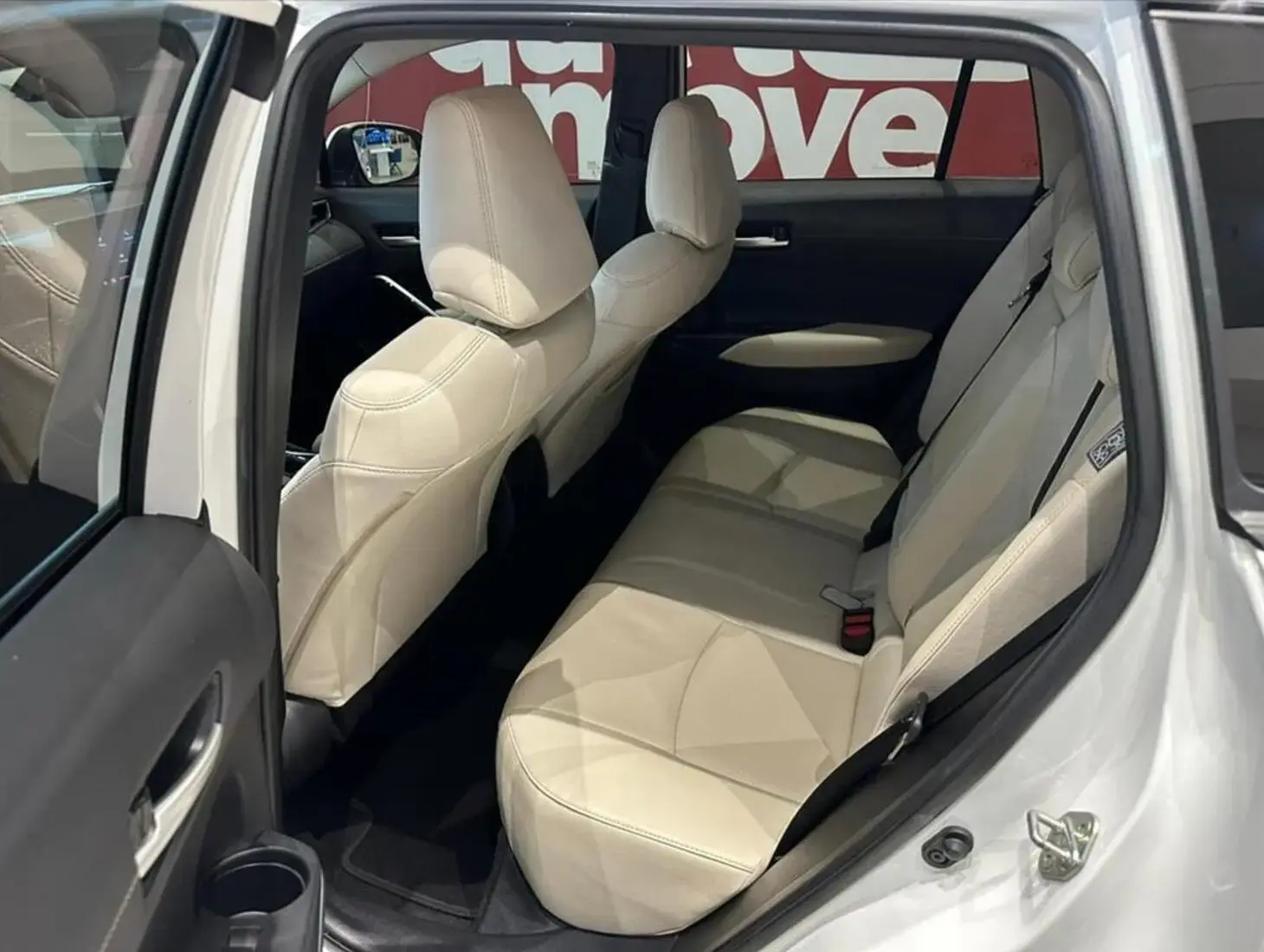 galeria COROLLA CROSS