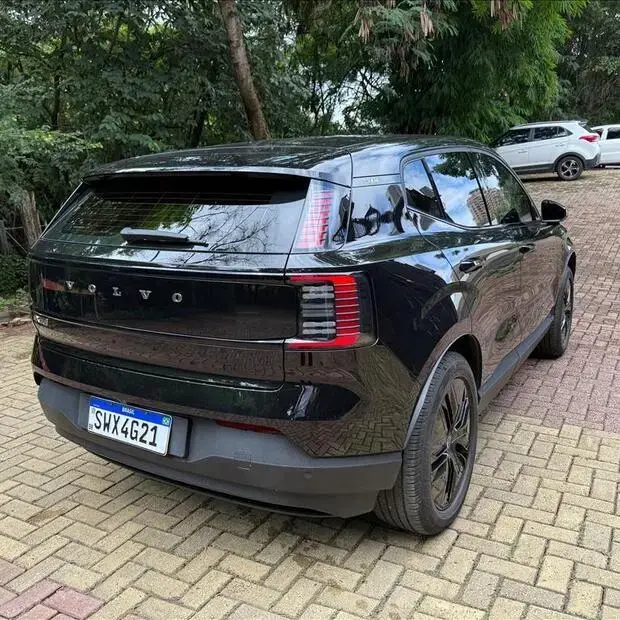 Volvo EX30 69 KW ELÉTRICO CORE